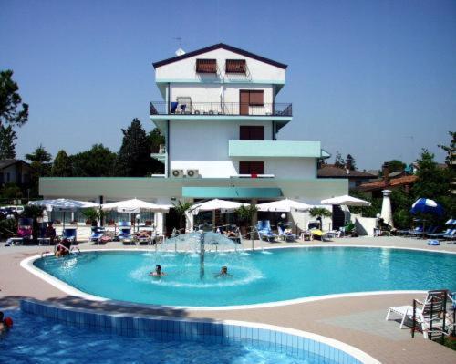 Oasi Verde Lido di Jesolo Exterior foto